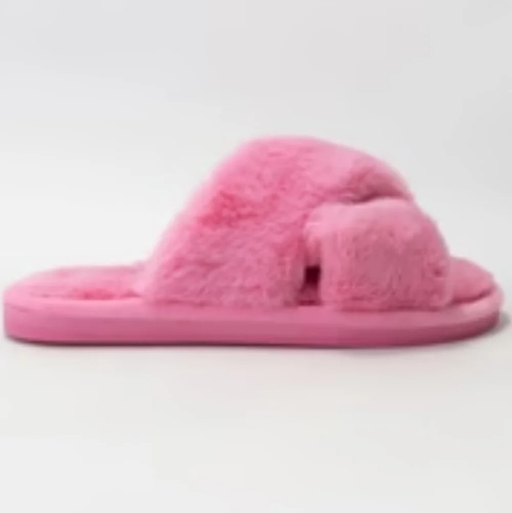 BP Square Toe Crisscross Fuzzy Slippers
